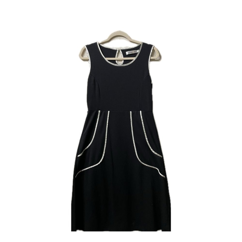Black and Silver/White Lining Dress Spring 2024 Fashion Trend Size XL Career